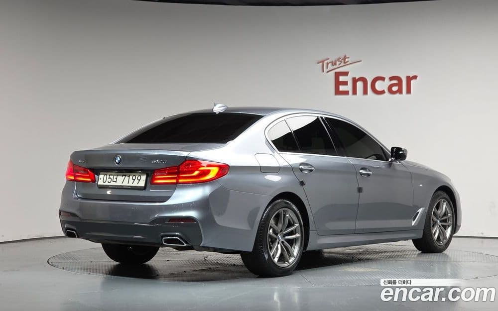 BMW 530i xDrive M Sport Package Plus G30 2018