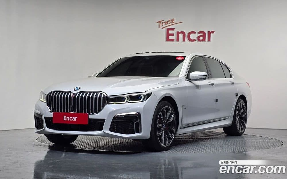 BMW 740i M Sport G11 2020