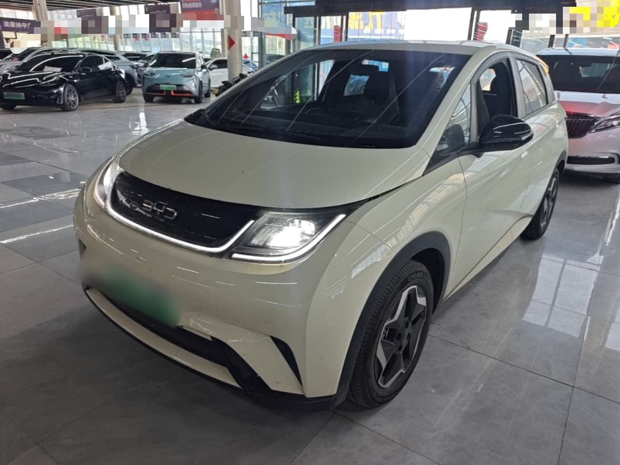 BYD Dolphin 2025 — фото 1 из 6
