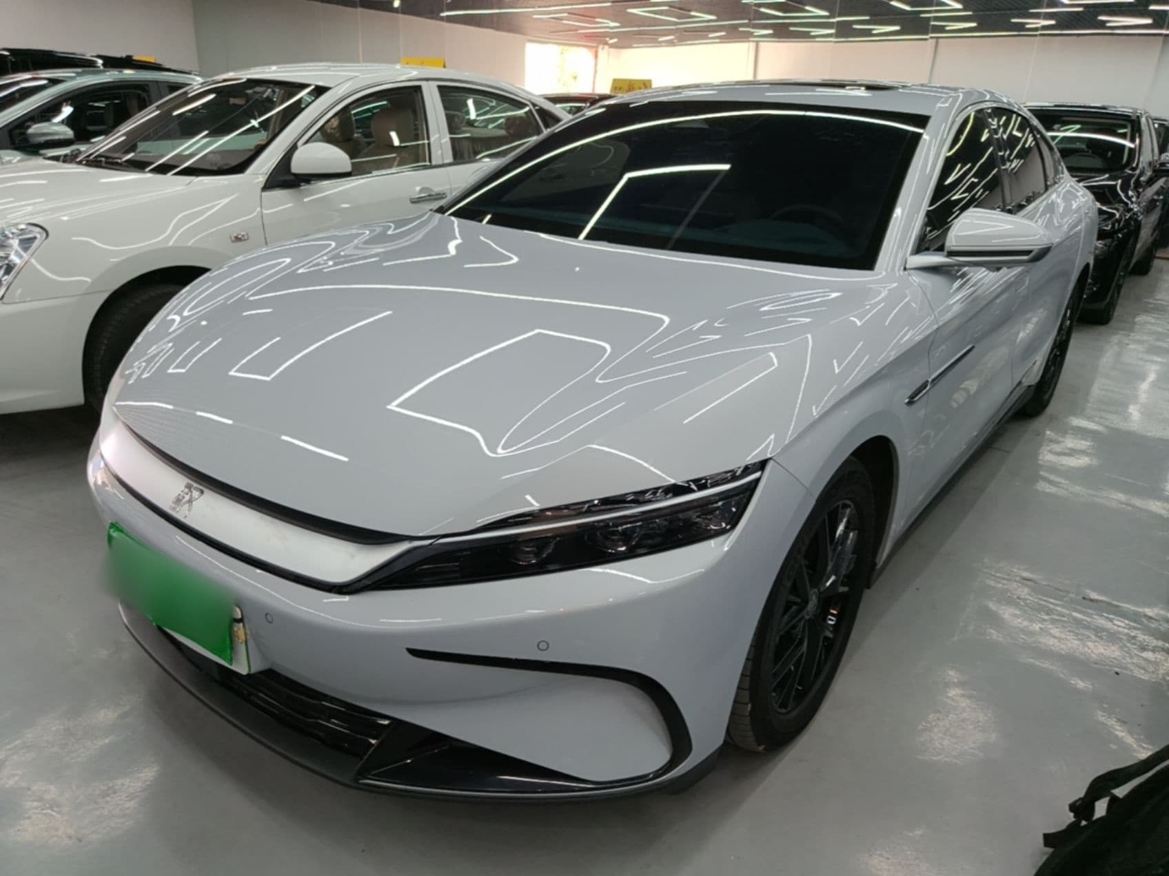 BYD Han 2025