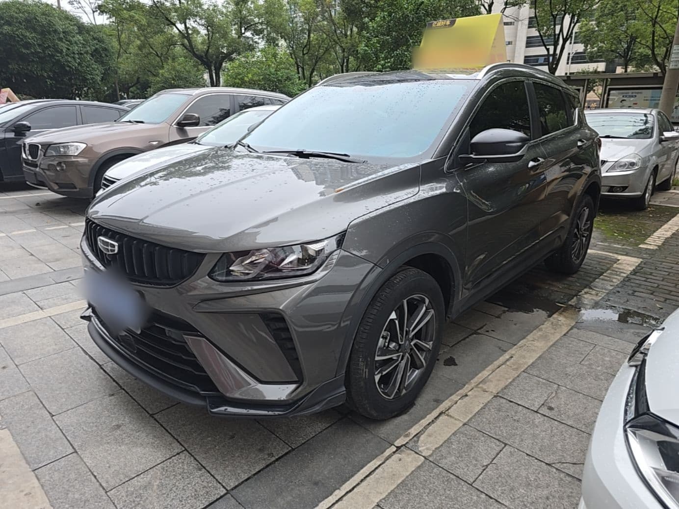 Geely Coolray 2023
