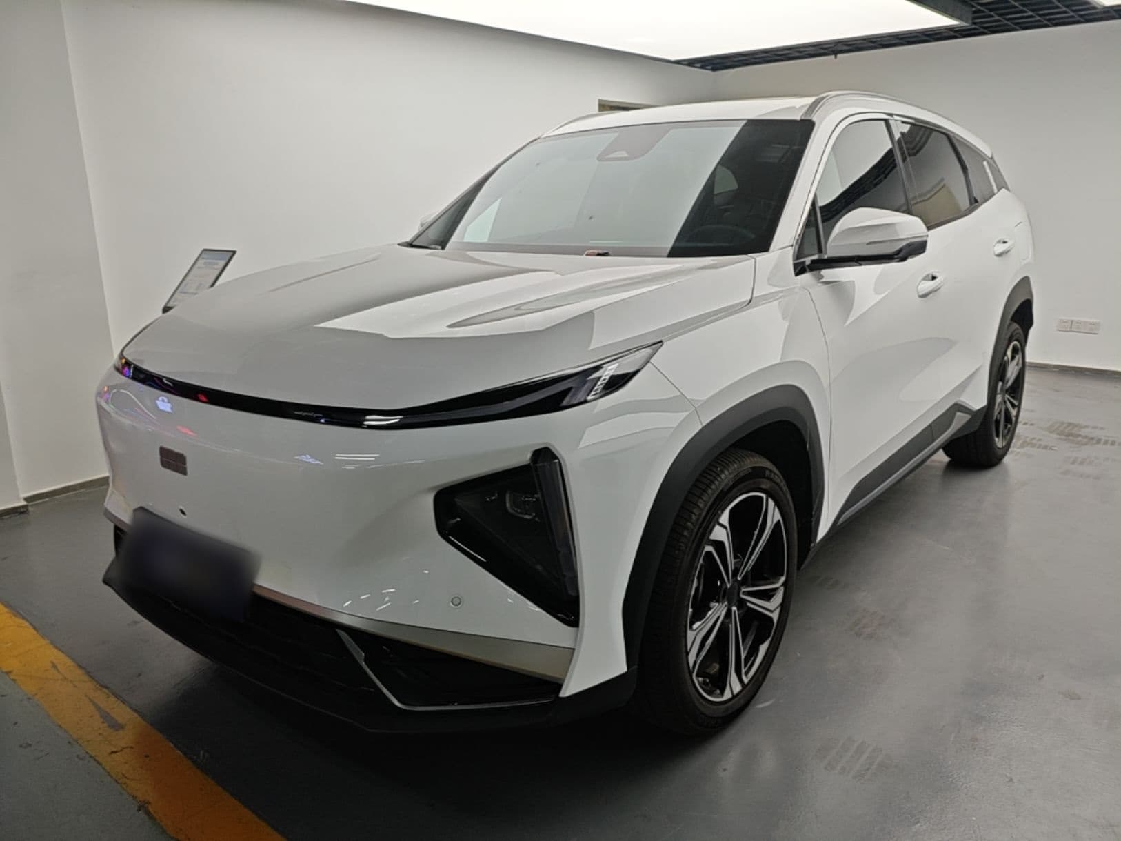 Geely Galaxy L7 2025 — фото 1 из 6