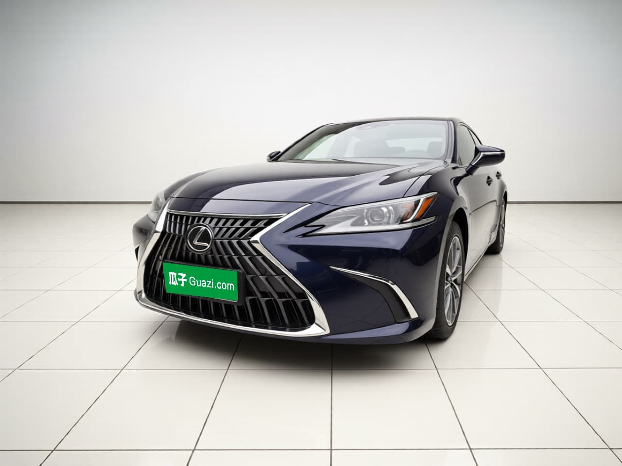 Lexus ES 2023