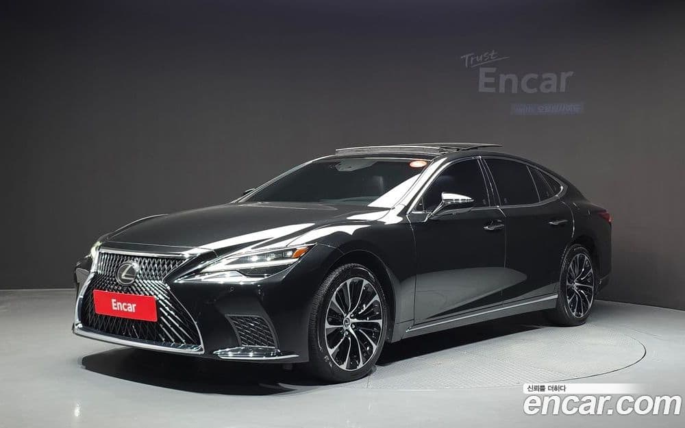 Lexus LS 3.5 Luxury AWD 5-е пок. 2022