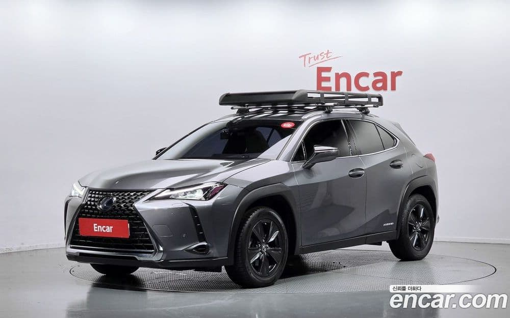 Lexus UX 2.0 2WD 2021