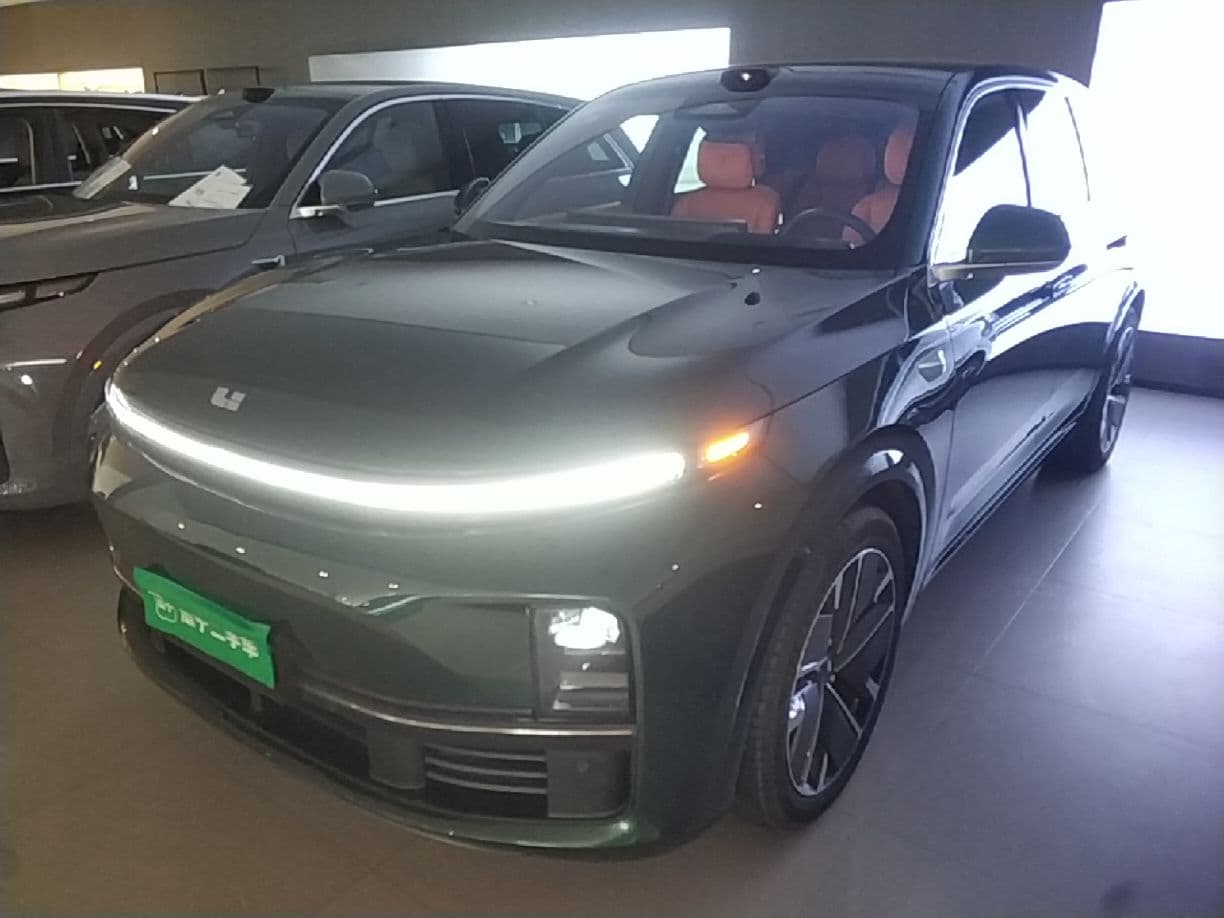 Li Auto L7 2025
