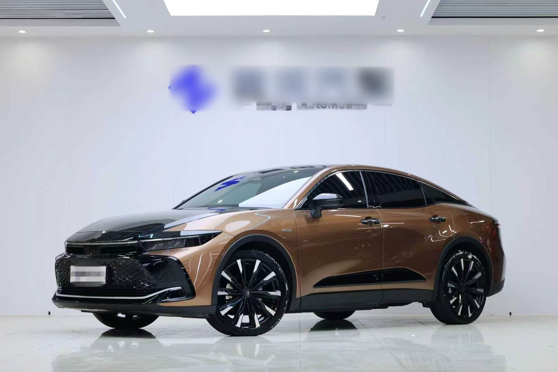 Toyota Crown 2023