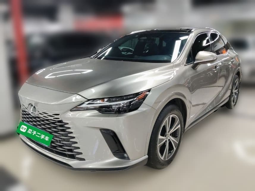 Lexus RX 2023